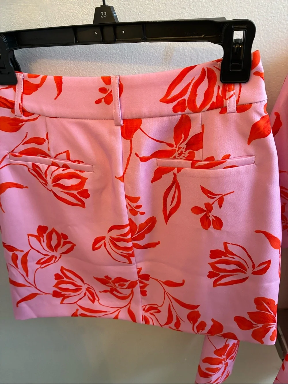 Alexia Admor Pink Skirt with Vibrant Red Floral Print